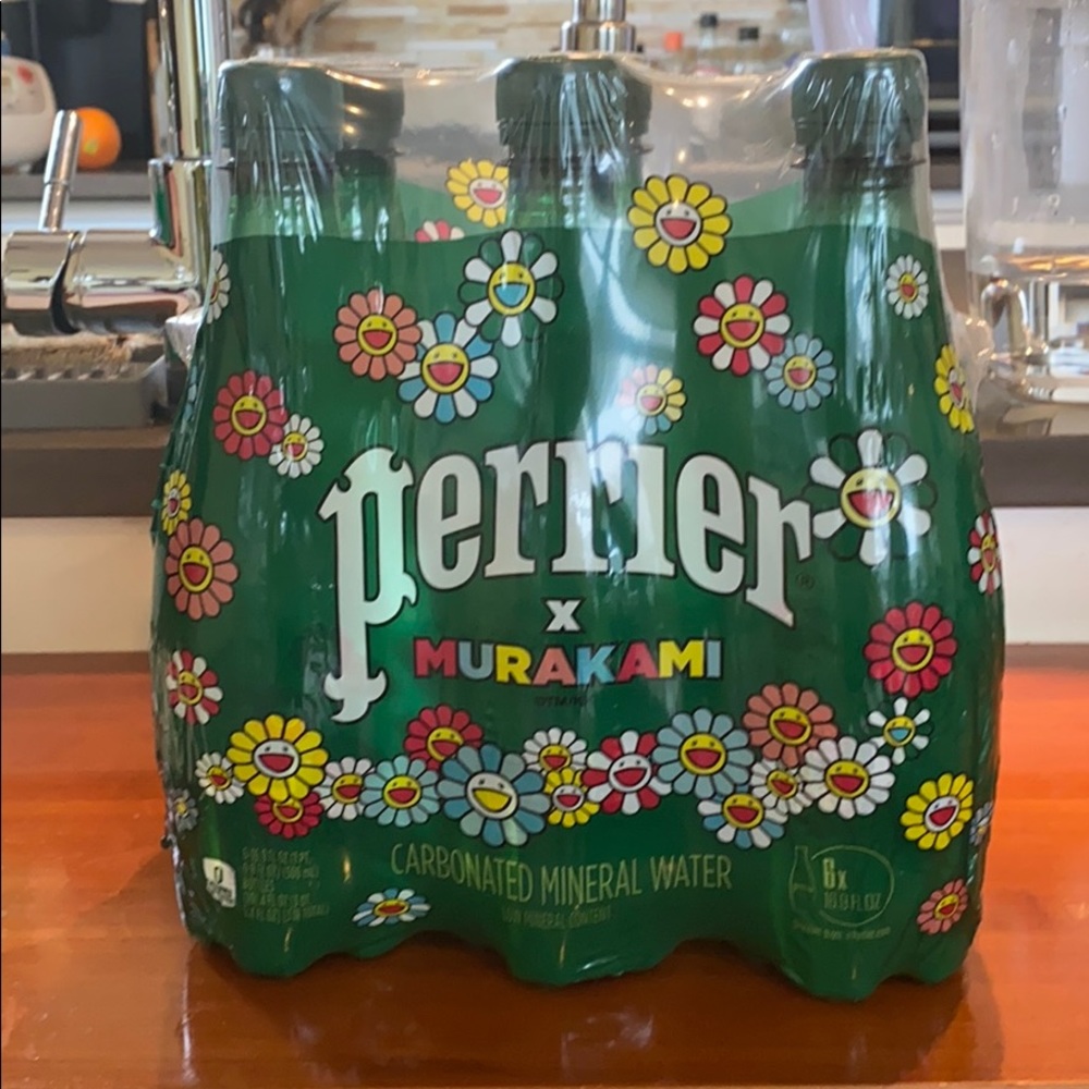 Takashi Murakami X Perrier 6 packs.